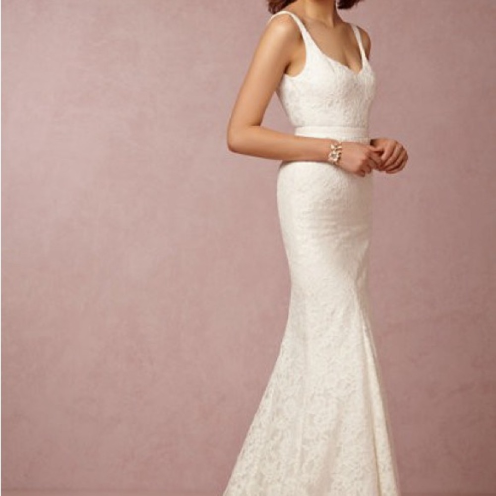Nicole Miller Janey wedding Lace Dress like